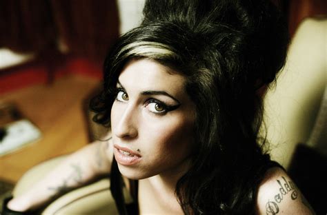 Amy Winehouses Back To Black 10 Things You Didnt Know Rolling Stone