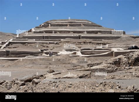 Adobe Piramide Cahuachi Piramidi Nel Deserto Di Nazca Perù Sud