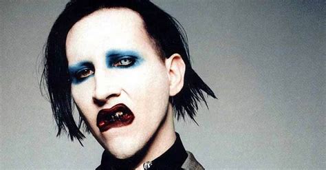 Marilyn manson — coma black 05:58. Marilyn Manson substituiu o grunge, segundo Dave Grohl ...