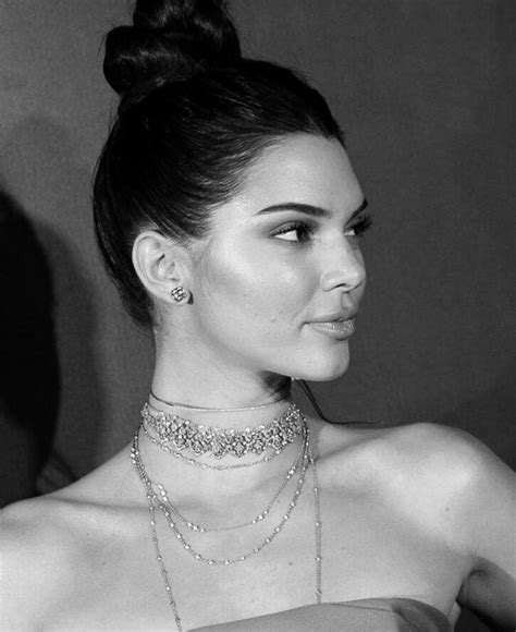 🔞profile Of Kendall Jenner Nude