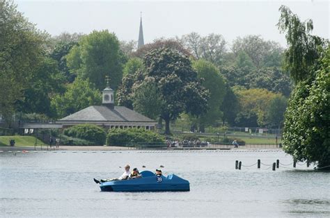 Jeden tag werden tausende neue. Boating on the Serpentine - Hyde Park - The Royal Parks