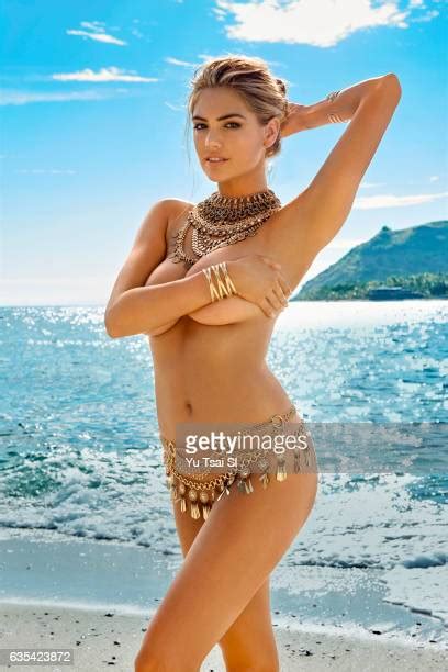 Kate Upton Swimsuit Photos And Premium High Res Pictures Getty Images