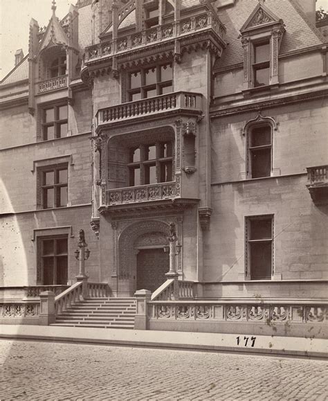 Alva Vanderbilts Petit Chateau Portablenyc New York History