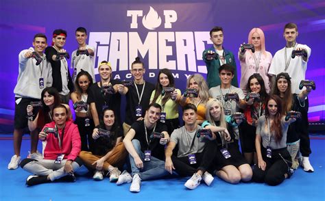 ‘top Gamers Academy Finaliza La Primera Edición Con 30 Millones De