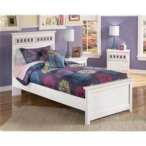 Our stylish bedroom furniture and inspiring ideas are just what you need. Bedroom Furniture - Godby Home Furnishings - Noblesville ...