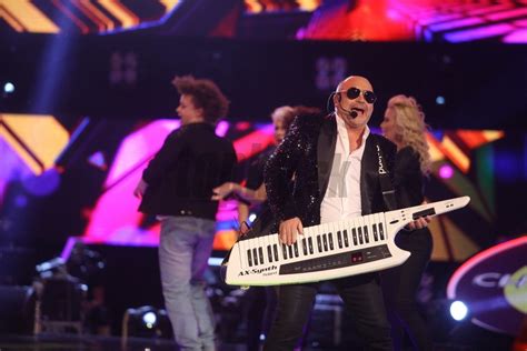 Ilona csáková was born on october 1, 1970 in cheb, czechoslovakia. Silvester na Markíze: Pribratá Csáková predviedla gýč, (ne ...