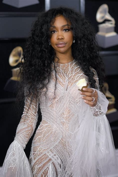 Is Sza Single The Singer Shares The Most About Her Love Life In Her Music