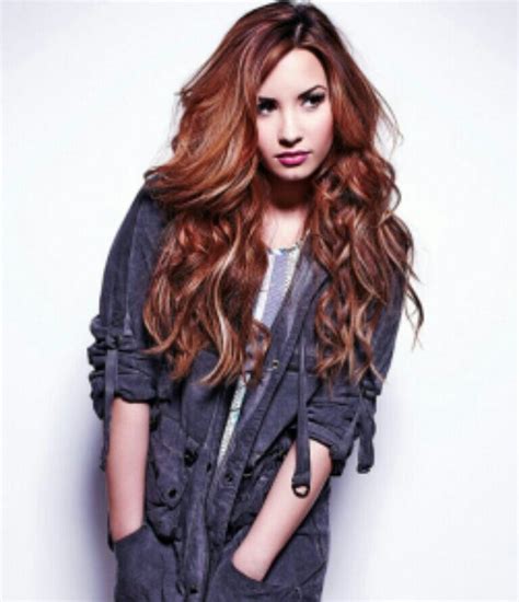 Demi lovato is now a blonde! Love this hair color | Demi lovato hair, Hair styles, Demi ...