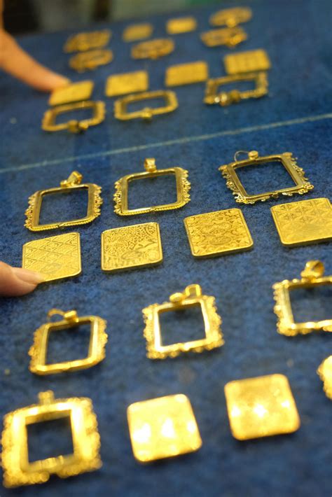 Emas Antam Stabil Di Atas Rp1 Juta, Harga di Dunia Justru Merosot
