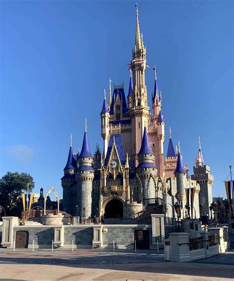 Disney World Vacation Packages Now Available For All Of 2021