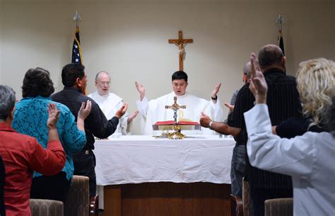 First Catholic Mass Held In Armys Newest Medical Center Article
