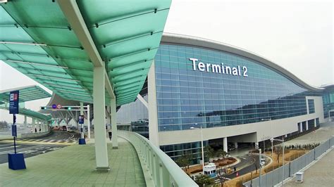 Take A Look Inside Incheon Airports New Terminal 2 Runway Girlrunway