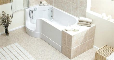 The door makes this unit a great choice for accessible bathing and the arch in the door allows it to. Copley Walk in Bathtubs - Akron Bath Remodeling