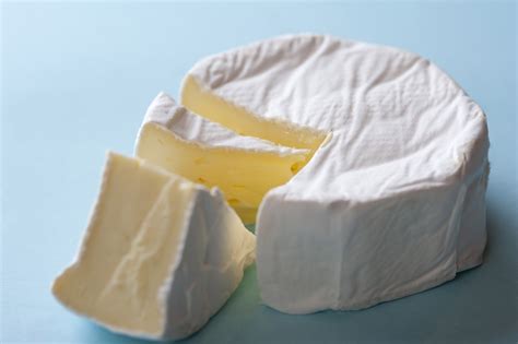 Round Soft Brie Cheese Free Stock Image