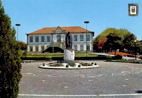 May 31, 2021 · ser ténis vai dinamizar jogos em contexto escolar em paços de ferreira e, em lousada, será no agrupamento de escolas dr. Retratos de Portugal: Paços de Ferreira - Estátua de D ...