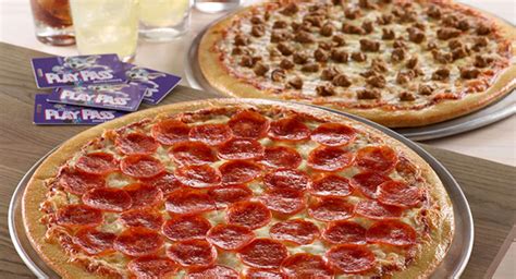 Chuck E Cheeses Is Now Delivering Pizza To Homes Nationwide
