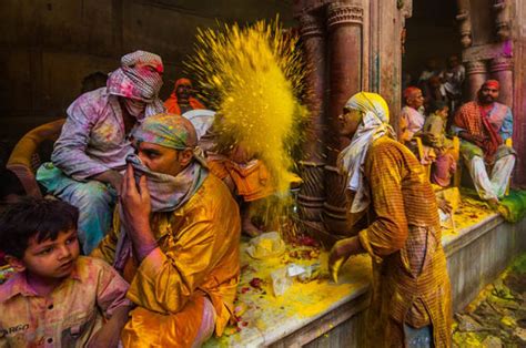 Holi 2018 Festival Of Colour 10 Facts About Hindu Festival Of Love