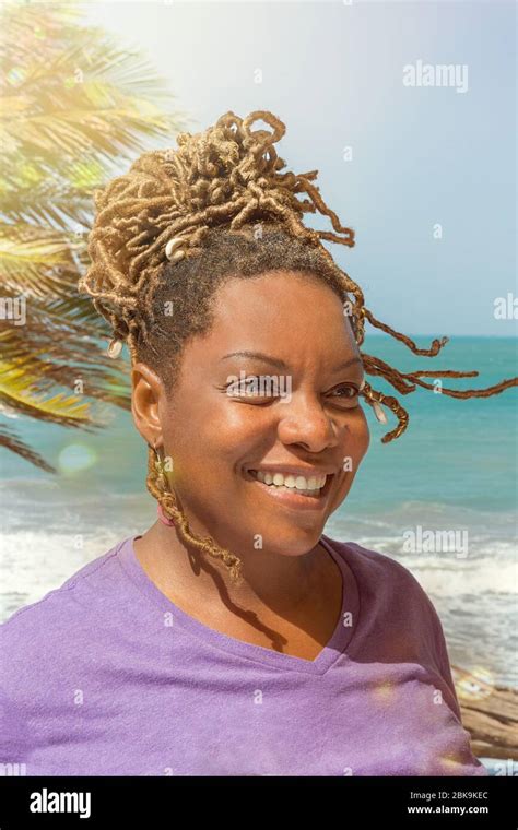 Adult Woman Beach Laughing Portrait Hi Res Stock Photography And Images