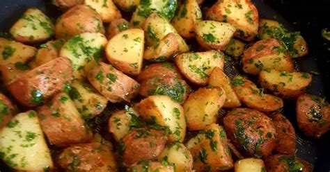 Pirított petrezselymes új krumpli Krisztina receptje Cookpad receptek