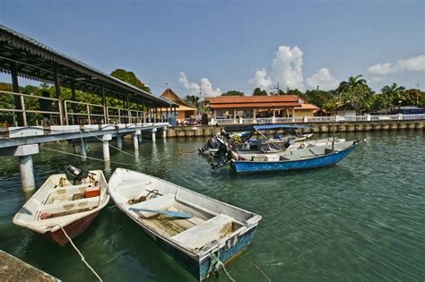 Marang merupakan sebuah daerah yang terletak di negeri terengganu, malaysia. Santai Dua Hari Satu Malam di Pulau Kapas | Seri Pinang