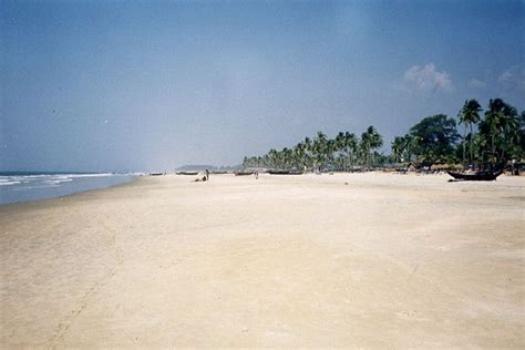 Filegoa09 Beach Wikimedia Commons