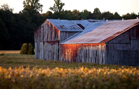 Red Barn At Sunset Stock Image Image Of Farm Rural 46461097