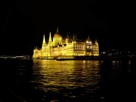 Hungarian Parliament Building Budapest 4k