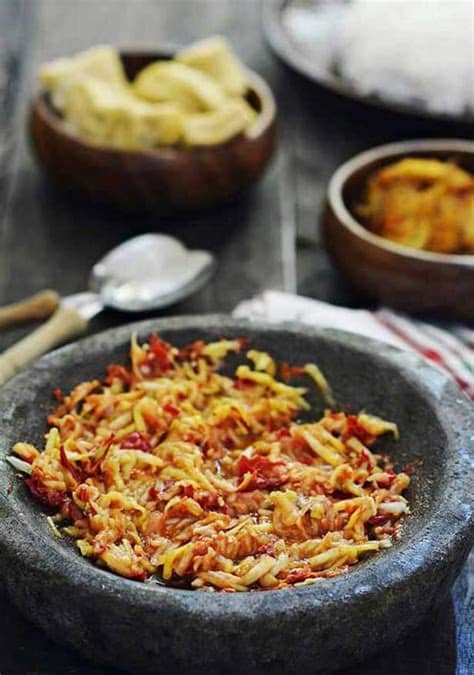 Pembuatan sambal mangga muda ini sangatlah mudah, namun akan jauh lebih mudah lagi jika menggunakan mesin penunjang seperti mesin pengiris buah dan sayur aneka bentuk. Resep Sambal Mangga Muda | Resepkoki.co