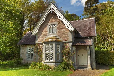 Architects Offer Irish Cottage Style Home Plans