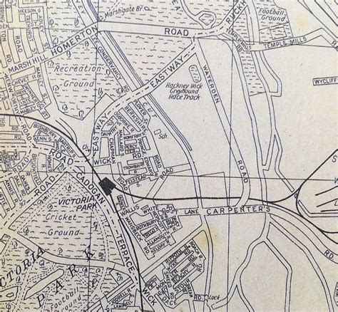 London A Z Street Atlas Historical Edition 1939 Replica Book Review