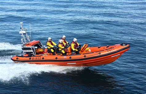 Brighton Lifeboat Launches To Woman In The Water Rnli
