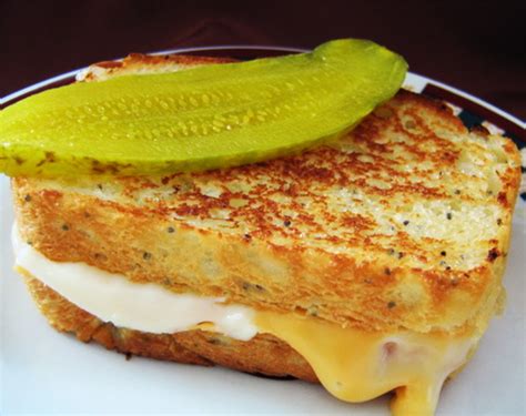 Classic Grilled Cheese Sandwiches Recipe