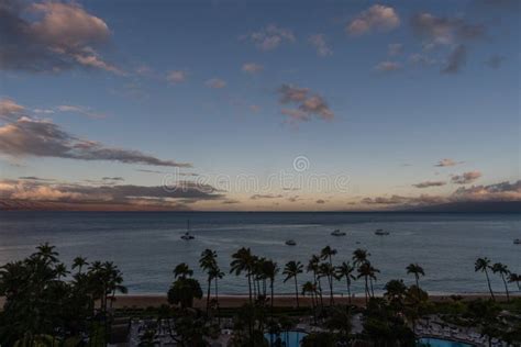 Sunrise At The Kaanapali Beach Maui Stock Image Image Of Maui Dawn
