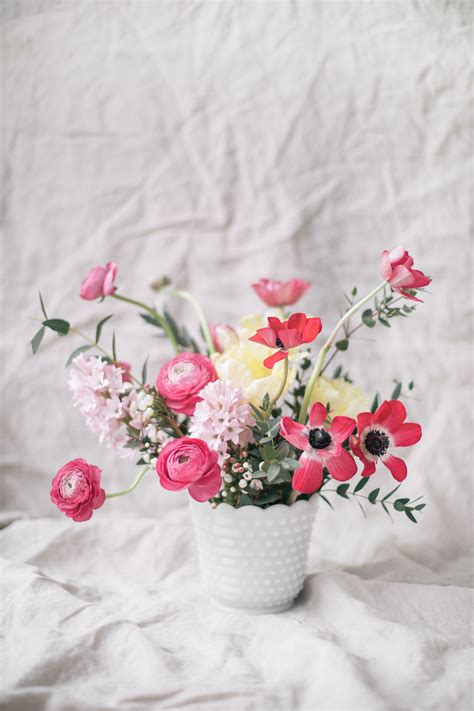 Valentine's day flowers are synonymous with february 14. 5 Flowers to Give For Valentine's Day That Aren't Roses ...