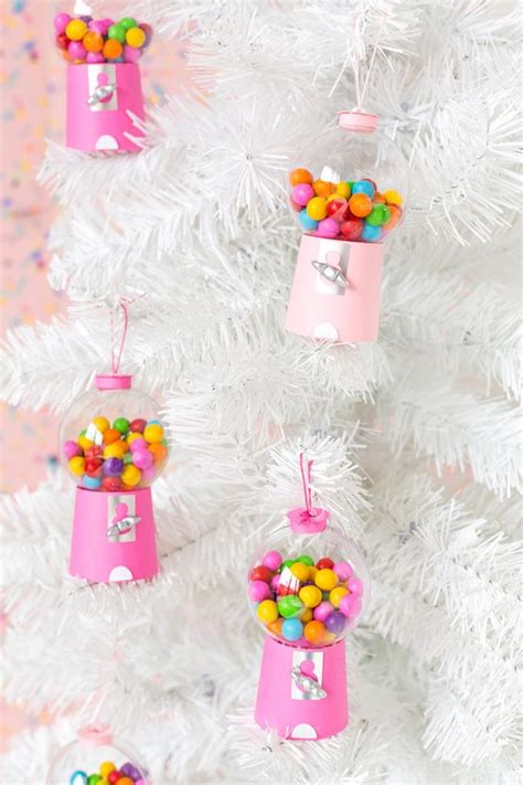 Diy Candyland Christmas Decorations And Ornaments The Budget Decorator