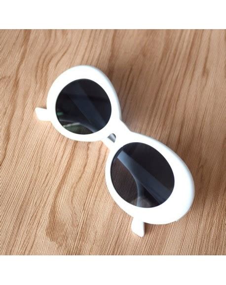 Bold Retro Oval Mod Thick Frame Sunglasses Round Lens Clout Goggles