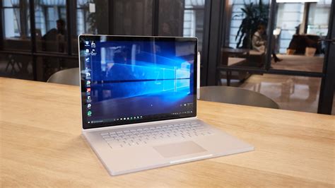 Review Microsoft Surface Book 2