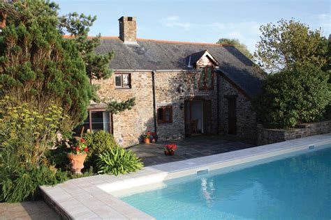 Bookings Of Holiday Cottages In England And Wales Boom Due To