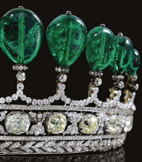 Magnificent And Rare Emerald And Diamond Tiara Diamond Tiara