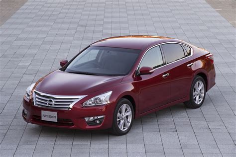 Nissan Launches 2014 Teana