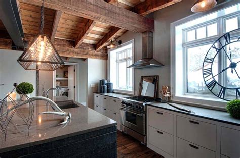 Luxury Canadian Home Reveals Splendid Rustic Modern Aesthetic