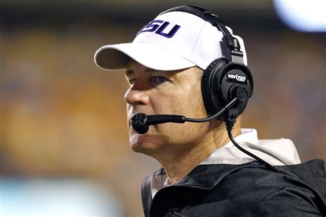 Lsu Coach Les Miles Not Having An Affair With A Student Despite Twitter Rumor Ibtimes