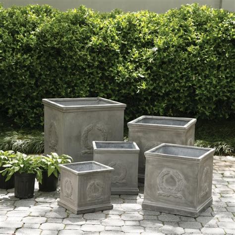 Set Of 5 Fibreclay Square Olympic Wreath Planters In Faux Lead