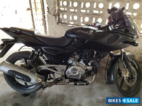 Check out the price, features, specs, top speed and mileage of the bike. Used 2014 model Bajaj Pulsar 220F for sale in Ambedkar ...