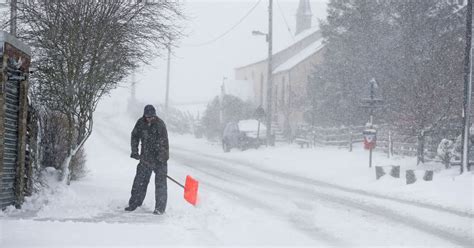 Uk Faces Return Of Snow As Forecasters Warn Arctic Hell To Last Into