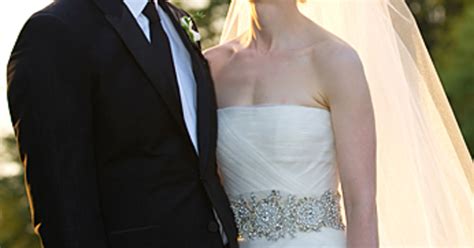 American designer vera wang, a clinton family friend who was also a guest at the wedding. Chelsea Clinton | Stars Who Wore Vera Wang Wedding Gowns ...