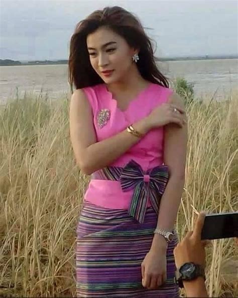 114 Best Myanmar Dress Images On Pinterest Myanmar Traditional Dress