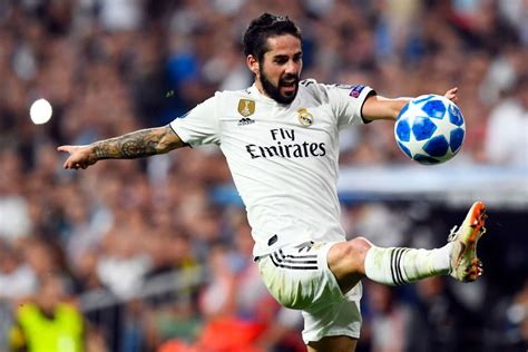 Real Madrids Spanish Midfielder Isco Controls The Ball During The
