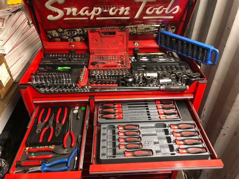 Snap On Tools Tool Box Chest Tape Measure And Screw Driver Gift Set Ebay My Xxx Hot Girl