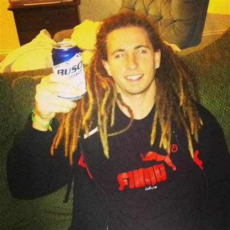He's had dreads for about nine years and in that time, he said he's grown accustomed to being mistaken for a drug dealer—on average it happens roswell told vice it's unlikely that white people with dreads deal with the same types of experiences and that they will internalize those experiences. 44 Pictures Of White Guys With Dreads